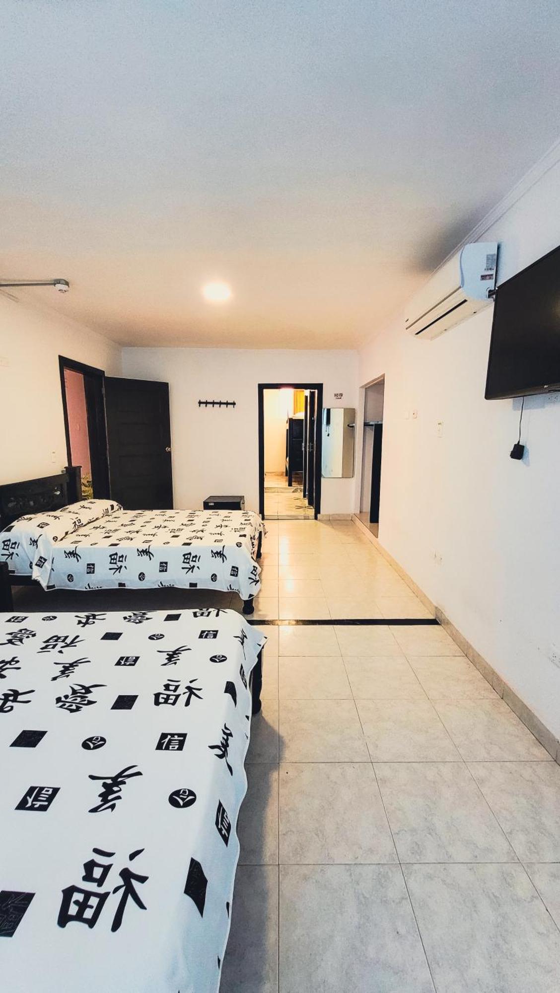 Hotel Beijing Cartagena Bagian luar foto