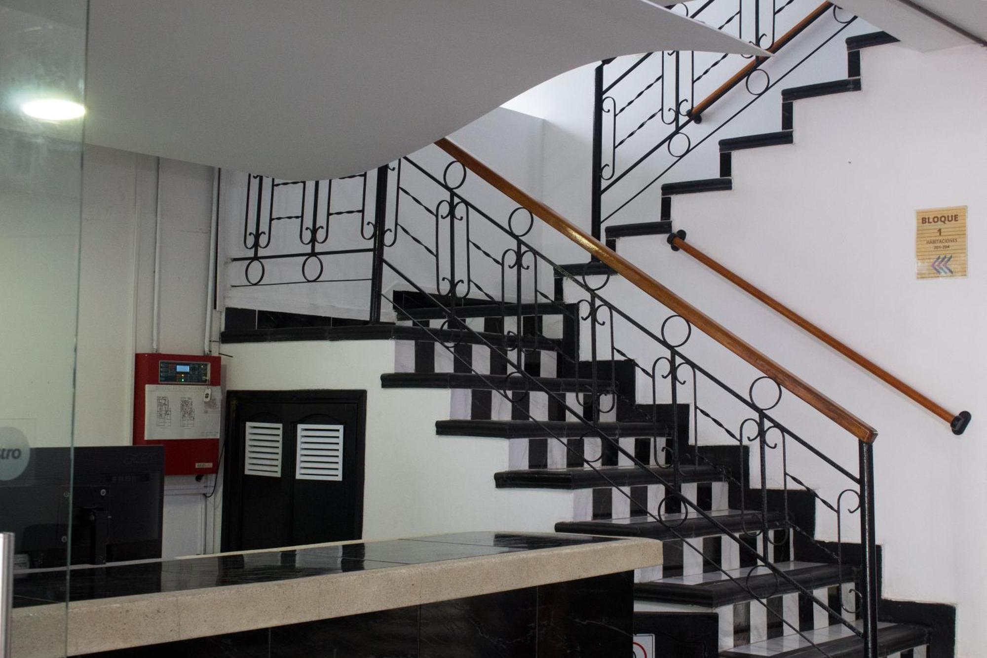 Hotel Beijing Cartagena Bagian luar foto