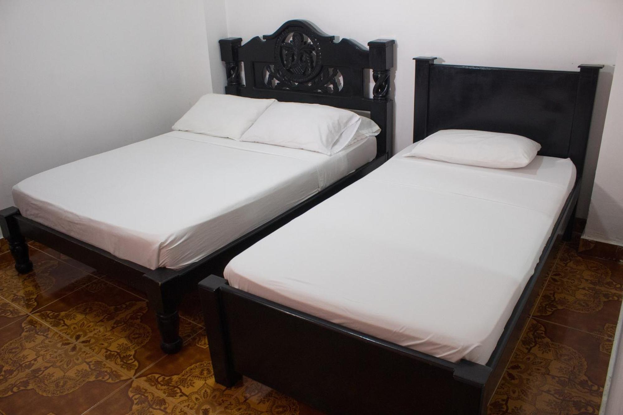 Hotel Beijing Cartagena Bagian luar foto